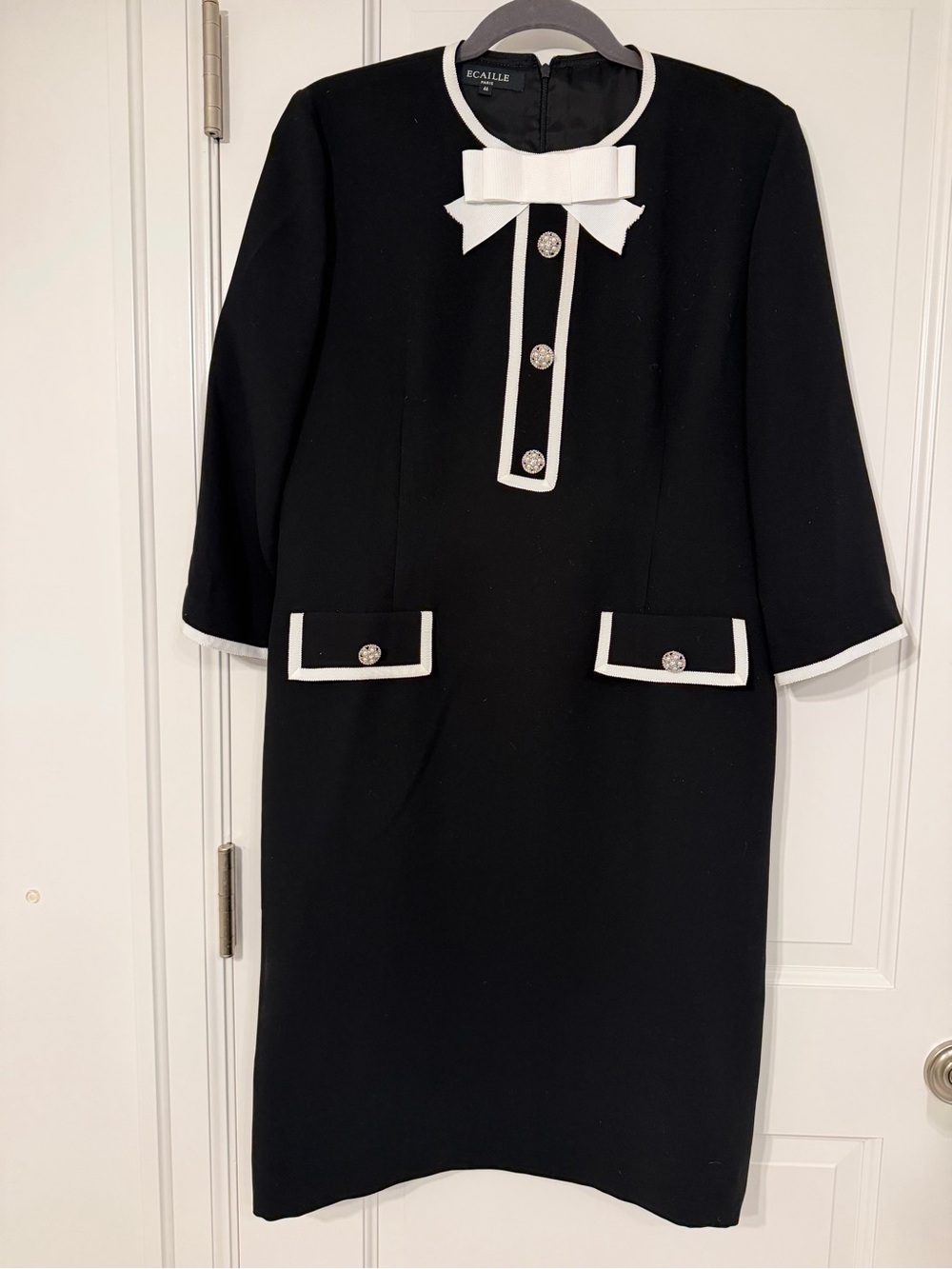 Ecaille Paris Black and White Bow-Accent Shift Dress